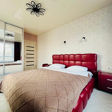 Шевченка,60 - Семицвіт Appartement Lviv Buitenkant foto